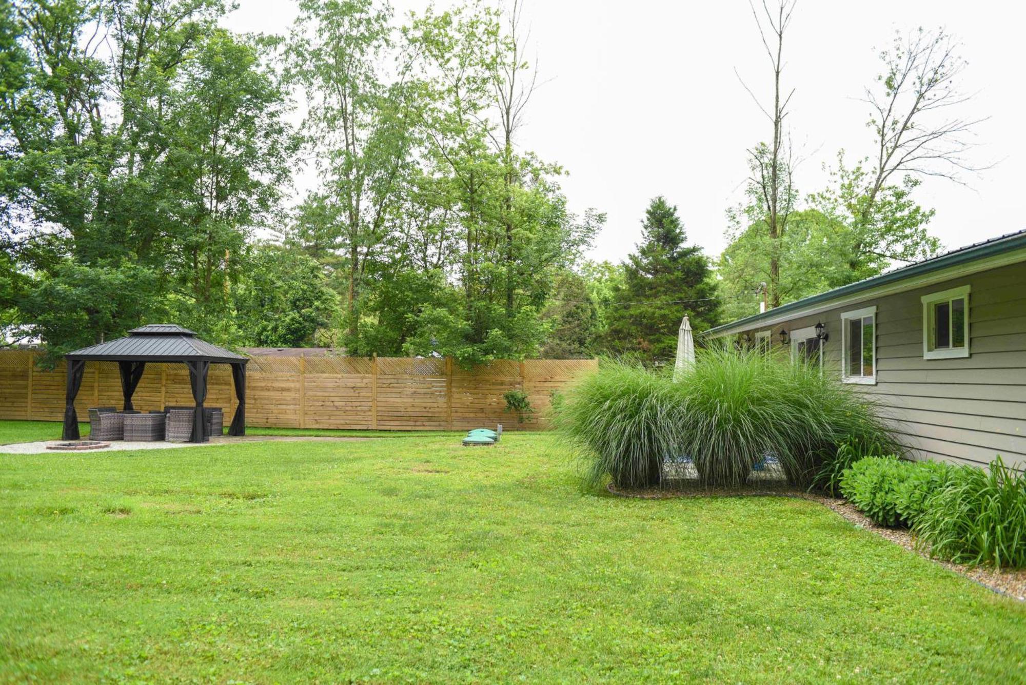 Cottage With Yard And Grill About 21 Mi To Hocking Hills! Nelsonville Esterno foto
